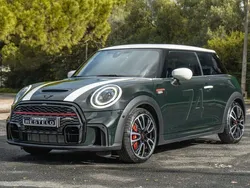 Verde Usado 2022 Mini John Cooper Works Premium Citadino | € 37.500 (Preço justo)