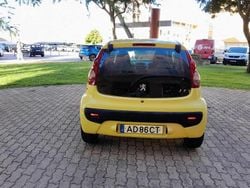 Usado 2006 Peugeot 107 Citadino | € 2.300 (Bom preço)