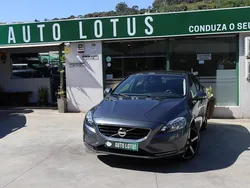 Cinza Usado 2014 Volvo V40 Kinetic Carrinha | € 11.970 (Preço justo)