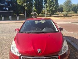 Usado 2013 Peugeot 208 Citadino | € 6.500 (Preço justo)