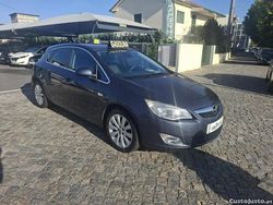 Azul Usado 2010 Opel Astra Cosmo | € 6.990 (Preço elevado)