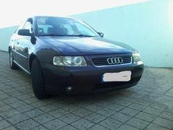 Azul Usado 2001 Audi A3 Citadino | € 4.999 (Preço justo)
