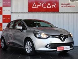 Cinza Usado 2014 Renault Clio IV LIMITED Citadino | € 10.990 (Preço justo)