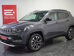 Cinza Usado 2022 Jeep Compass Limited SUV | € 28.450 (Preço justo)