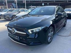 Preto Usado 2022 Mercedes A250 AMG line Sedan | € 28.900 (Bom preço)