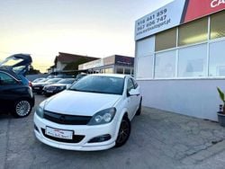 Branco Usado 2009 Opel Astra | € 5.990 (Caro)