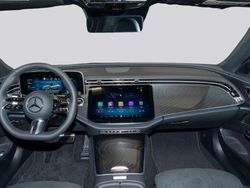 Preto Usado 2024 Mercedes E300 AMG Sedan | € 64.900