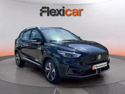 Preto Usado 2023 MG ZS Luxury Sedan | € 27.890 (Preço justo)