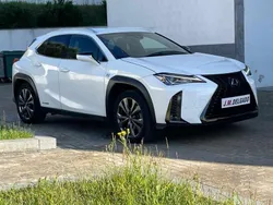 Branco Usado 2021 Lexus UX SUV | € 30.800