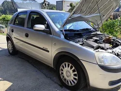 Usado 2002 Opel Corsa Sedan | € 1.900 (Bom preço)