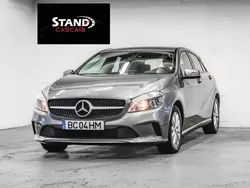 Cinzento Usado 2018 Mercedes A160 Citadino | € 17.900 (Super Preço)