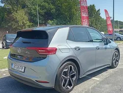 Cinzento Usado 2021 VW ID.3 Pro Citadino | € 23.000