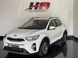 Branco Usado 2021 Kia Stonic SUV | € 14.990 (Super Preço)
