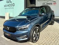 Azul escuro Usado 2023 Volvo XC40 Core SUV | € 29.950