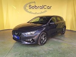 Cinza Usado 2023 Hyundai i30 Style | € 19.500 (Preço justo)