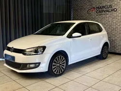 Branco Usado 2013 VW Polo Highline Citadino | € 9.990