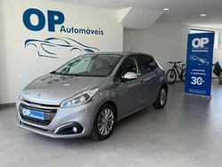 Cinza Usado 2019 Peugeot 208 Signature Sky Citadino | € 13.750 (Preço justo)