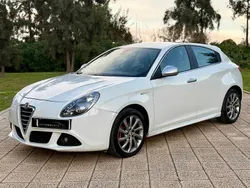 Branco Usado 2012 Alfa Romeo Giulietta Distinctive Citadino | € 9.900 (Bom preço)
