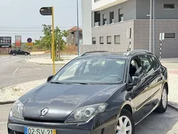 Usado 2009 Renault Laguna III Sedan | € 3.300 (Super Preço)
