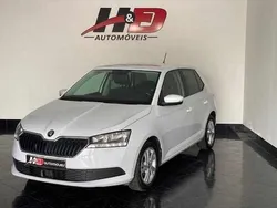 Branco Usado 2021 Skoda Fabia Citadino | € 11.900 (Preço justo)