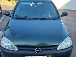 Usado 2001 Opel Corsa Sedan | € 1.750