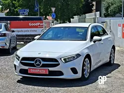 Branco Usado 2018 Mercedes A180 Style | € 23.500 (Preço justo)