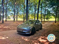 Cinzento Usado 2023 Tesla Model Y Performance SUV | € 45.750 (Preço justo)