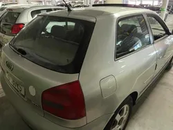 Cinzento Usado 1999 Audi A3 Citadino | € 2.250 (Super Preço)