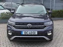 Cinzento Usado 2023 VW T-Cross SUV | € 21.900 (Preço justo)
