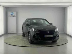 Preto Usado 2023 Peugeot 2008 Active SUV | € 21.990 (Preço justo)