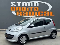 Cinza Usado 2006 Peugeot 107 Citadino | € 4.750 (Preço justo)