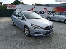 Cinza Usado 2017 Opel Astra Innovation Carrinha | € 13.500 (Caro)