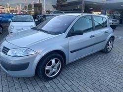 Cinzento Usado 2003 Renault Mégane II | € 2.900 (Preço justo)