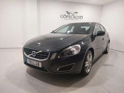 Cinzento Usado 2011 Volvo V60 Momentum Carrinha | € 7.750