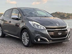 Cinza Usado 2017 Peugeot 208 Citadino | € 11.800 (Preço justo)