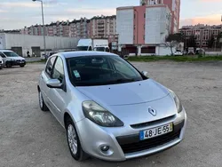 Usado 2010 Renault Clio III Sedan | € 4.999