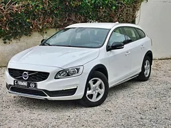 Branco Usado 2016 Volvo V60 Kinetic Carrinha | € 13.000 (Bom preço)