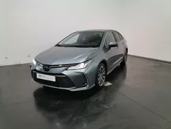 Cinza (pintura metalizada) Usado 2022 Toyota Corolla Sedan | € 26.500 (Preço justo)