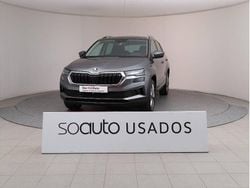 Cinzento escuro metalizado Usado 2023 Skoda Karoq SUV | € 26.990