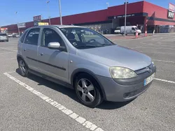 Usado 2004 Opel Corsa Sedan | € 2.650 (Preço justo)