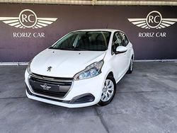 Branco Usado 2019 Peugeot 208 Active Citadino | € 12.500 (Preço justo)