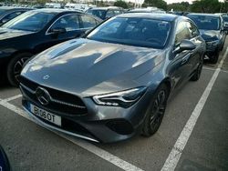Cinzento mountain Usado 2025 Mercedes CLA180 Shooting Brake Carrinha | € 43.900