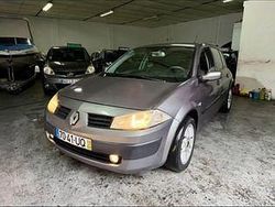 Usado 2003 Renault Mégane II Sedan | € 2.500