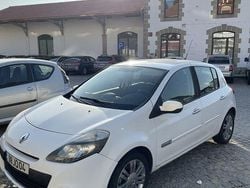 Usado 2010 Renault Clio II Sedan | € 3.700 (Preço justo)