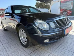 Preto Usado 2004 Mercedes E220 Avantgarde Sedan | € 9.950