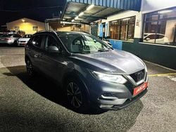 Cinzento Usado 2017 Nissan Qashqai SUV | € 16.900 (Bom preço)