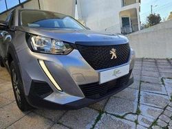 Cinzento Usado 2022 Peugeot 2008 Active SUV | € 19.900 (Preço elevado)