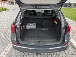 Usado 2014 Opel Astra Sedan | € 11.500