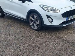 Usado 2019 Ford Fiesta Active Sedan | € 12.900 (Preço justo)