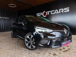 Preto Usado 2023 Renault Clio V | € 15.490 (Preço justo)